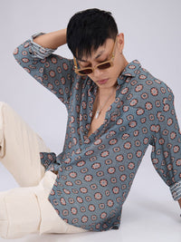 VASTRADO Men Classic Fit Spread Collar Floral Printed Relaxed Fit Casual Shirt