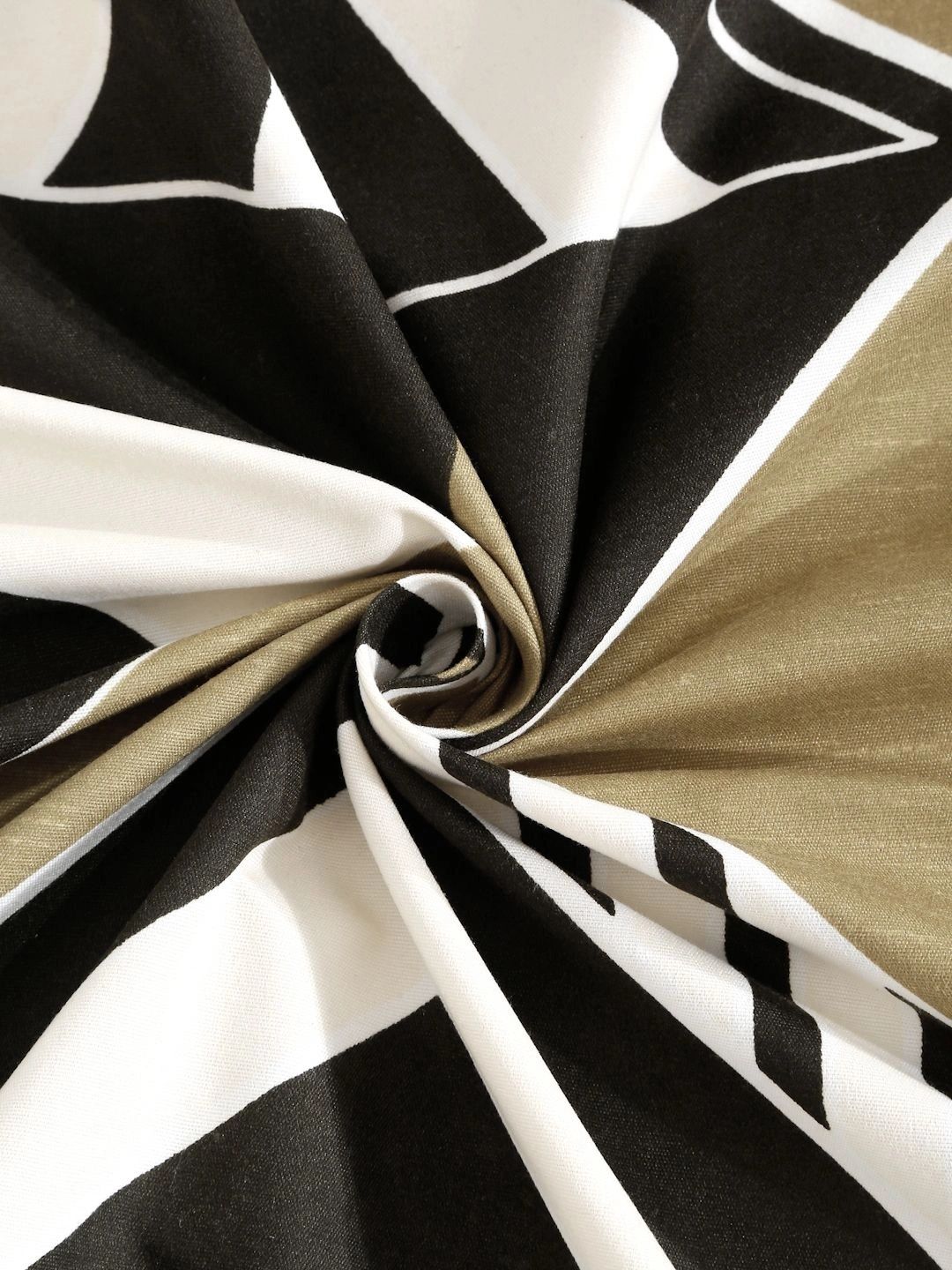 Moda Rapido Multicoloured & Black Geometric 300 TC Single Bedsheet with 1 Pillow Covers