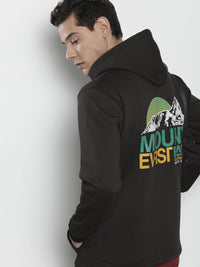 The Indian Garage Co Men Printed Hooded Sweatshirt