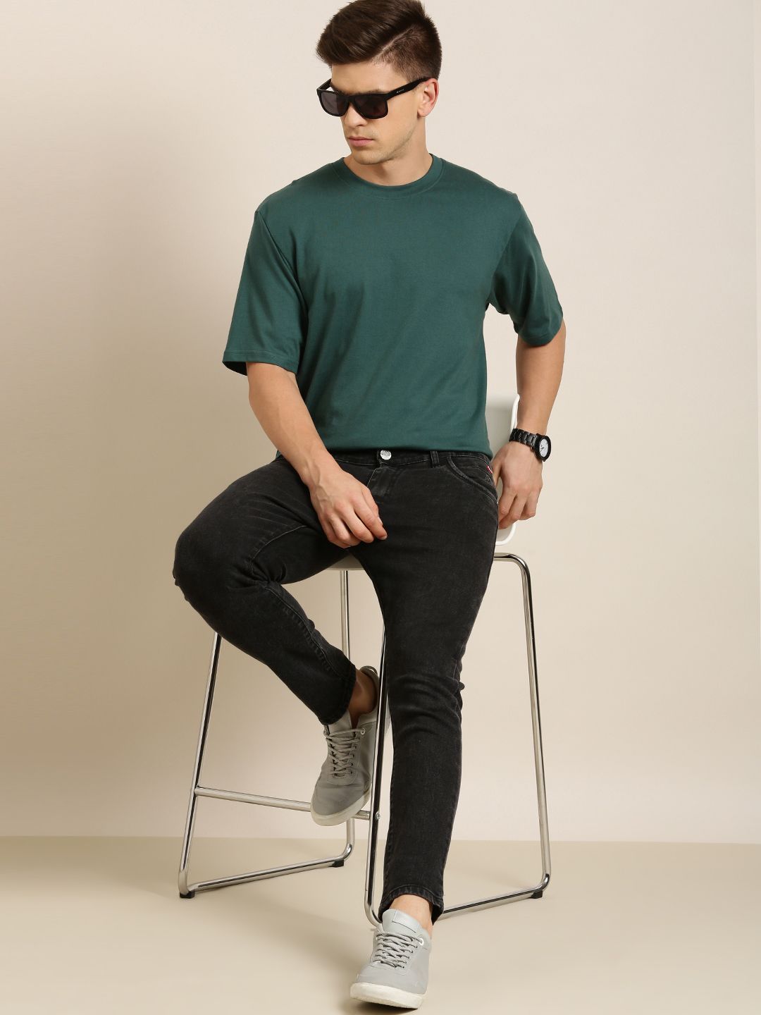 DILLINGER Men Green Solid Pure Cotton Drop-Shoulder Sleeves Oversized Fit T-shirt
