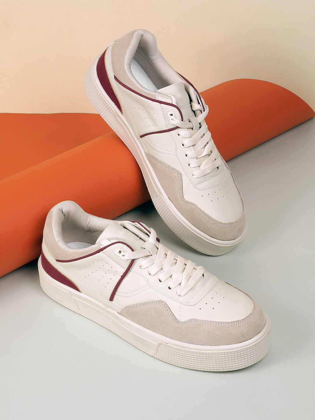 Metro Men Colourblocked Lace-Ups Sneakers