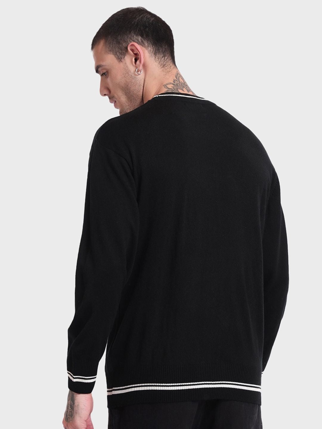 Bewakoof Men Jet Black ICON Typography Oversized Sweater