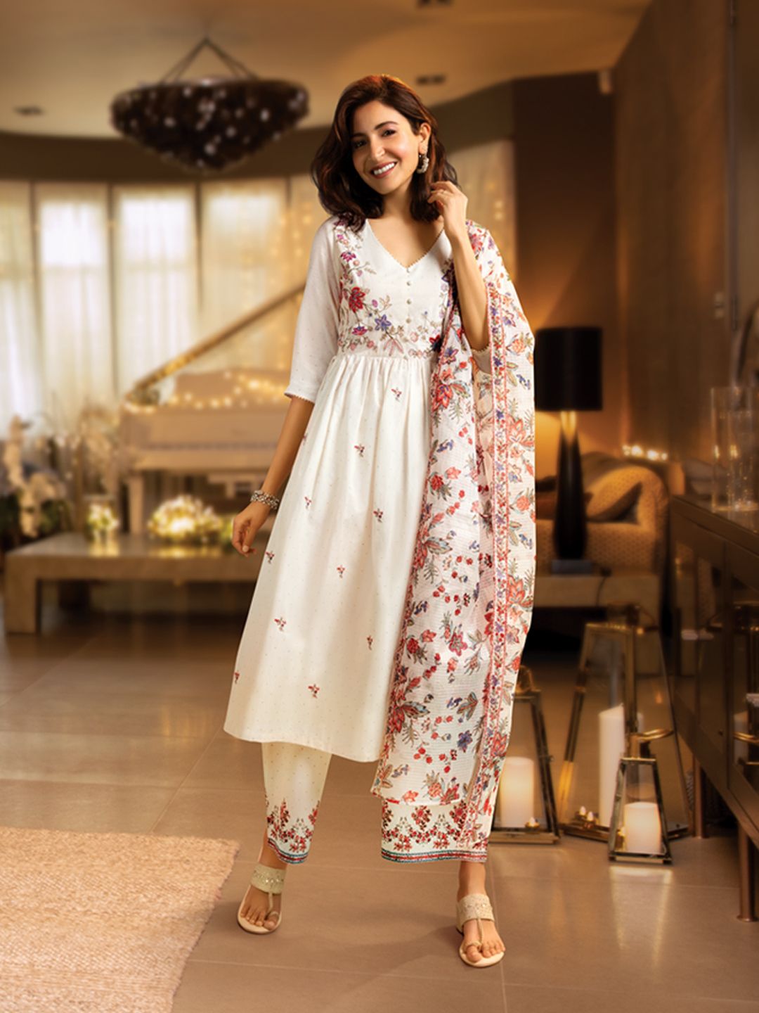 W Benang Sulam Bunga Berfungsi Kapas Tulen A Line Kurta Dengan Seluar & Dupatta