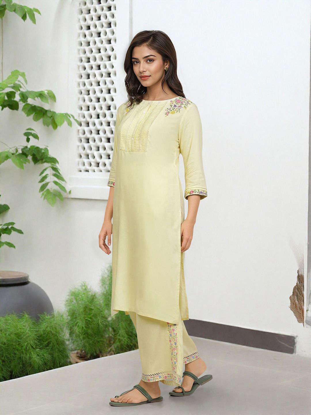 W Floral Embroidered Regular Thread Work Kurta with Trousers