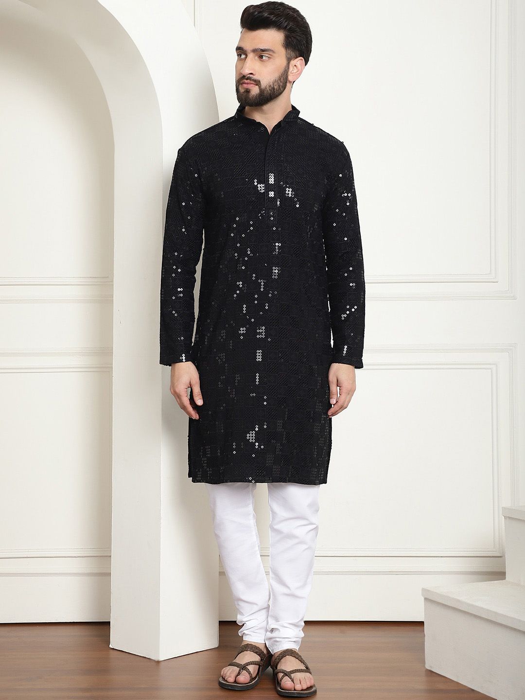 SOJANYA Kurta Kapas Tulen Bersulam Labuci dengan Churidar