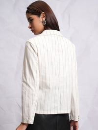Chic oleh Tokyo Talkies White & Black berjalur Blazer tunggal
