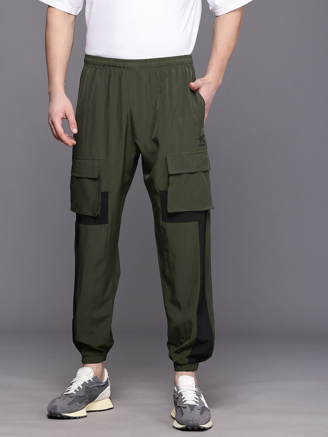 HRX by Hrithik Roshan Men Street Pulse Lifestyle Cargo Style Joggers