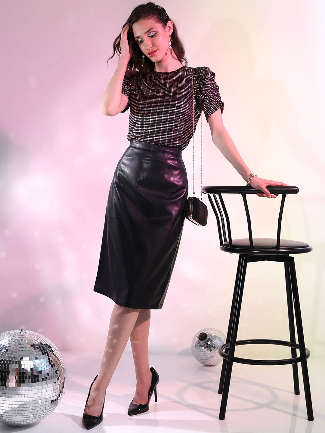 Tokyo Talkies Black & gold-toned Geometric Printed Puff Ruched Sleeves Top