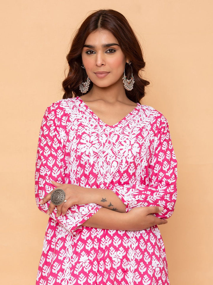 HOUSE OF KARI Floral Yoke Design Straight Kurta