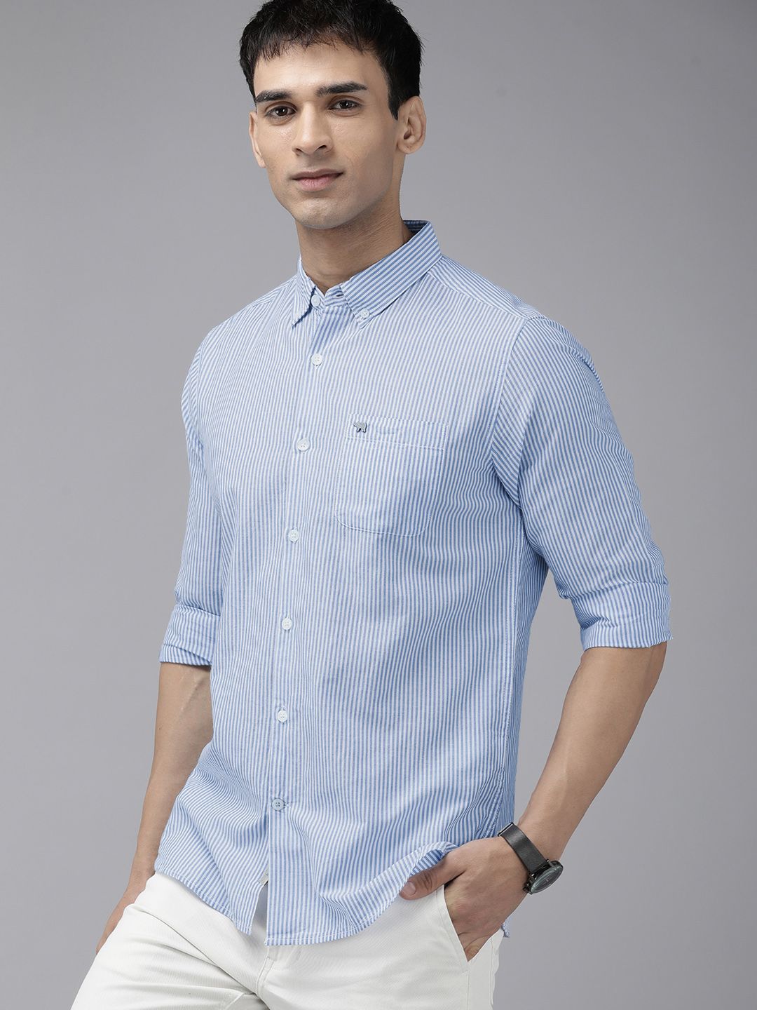 THE BEAR HOUSE Men Blue & White Classic Slim Fit Striped Pure Cotton Casual Shirt