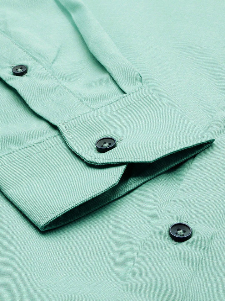 The Indian Garage Co. X Luxe Men Solid Slim Fit Opaque Formal Shirt
