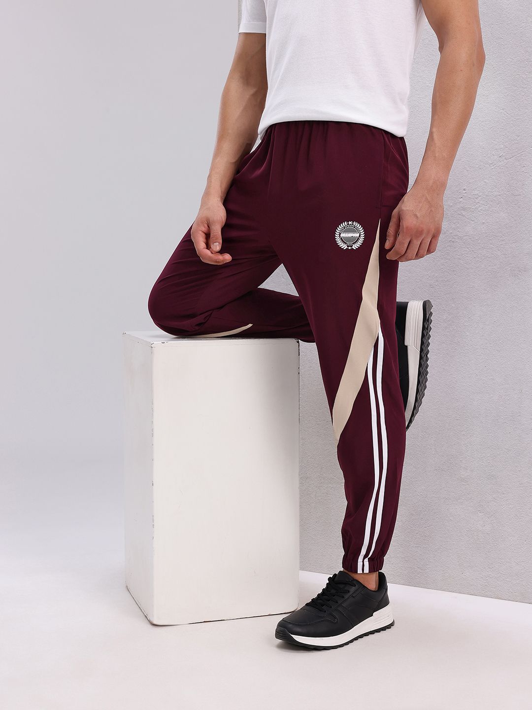 HRX by Hrithik Roshan Men Stripe Detail Lifestyle Track Pants