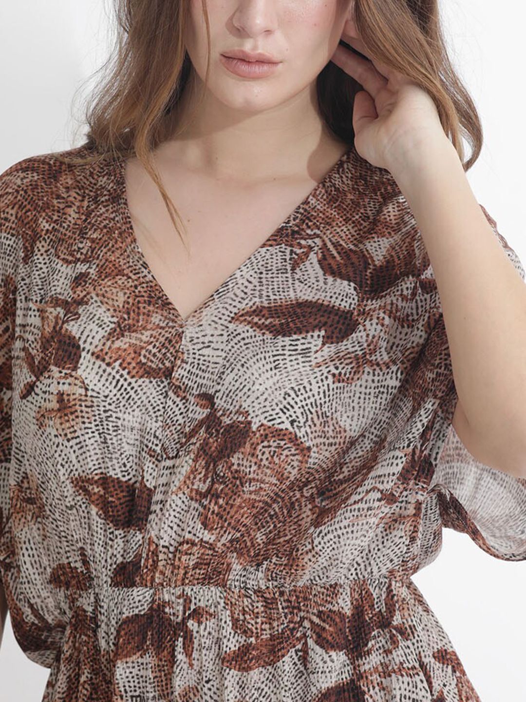Rareism Abstract Printed V-Neck Fit and Flare Maxi Dress