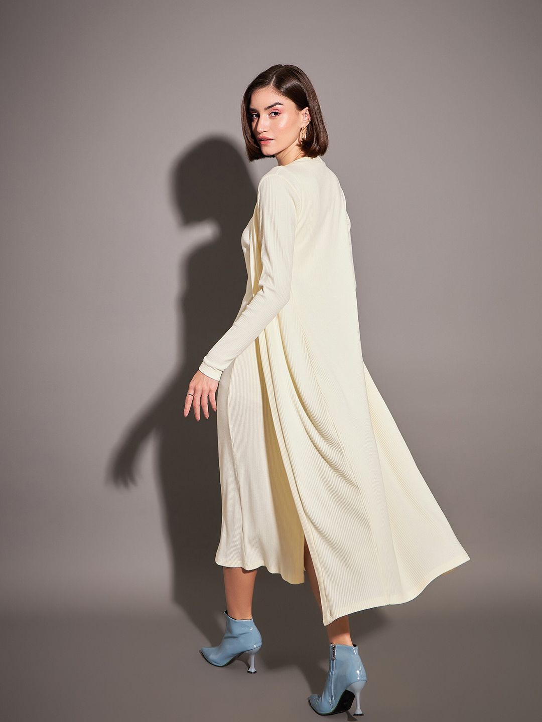 SASSAFRAS Off White Self Design Longline Shrug