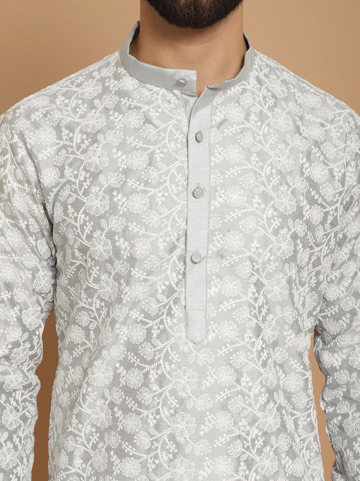 Anouk Floral Embroidered Regular Thread Work Kurta With Churidar