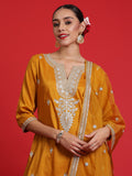 Indo era bunga bersulam berkurung kurta dengan seluar & dupatta