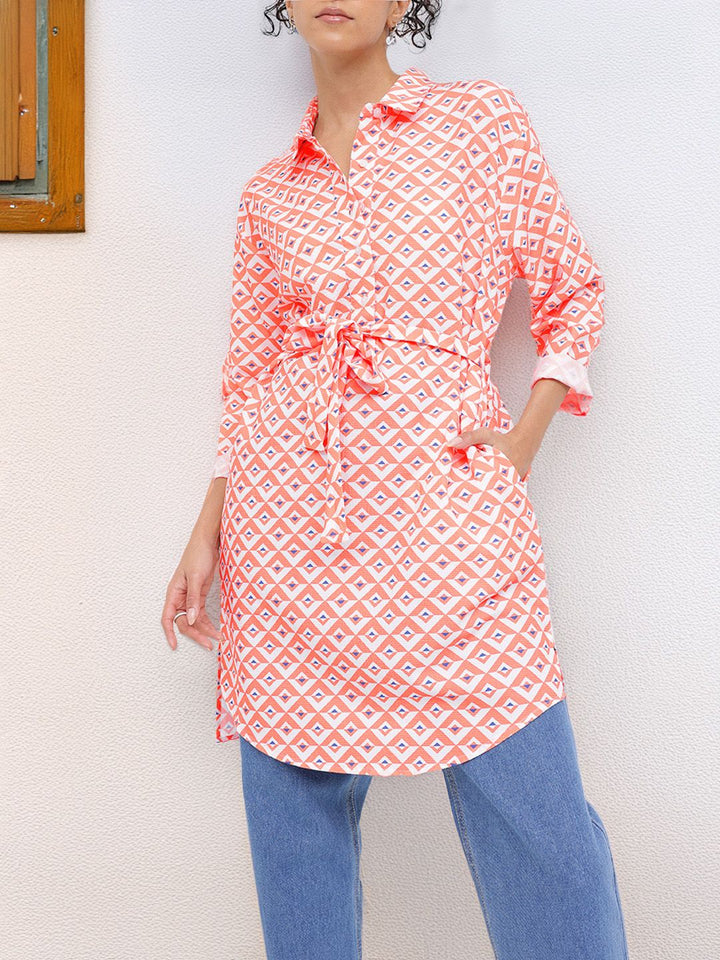 DressBerry Trendsetter Alert Printed Shirt Collar Longline Top