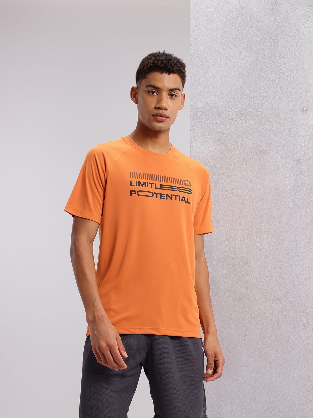 HRX by Hrithik Roshan Typography Print Raglan Sleeves Training T-shirt