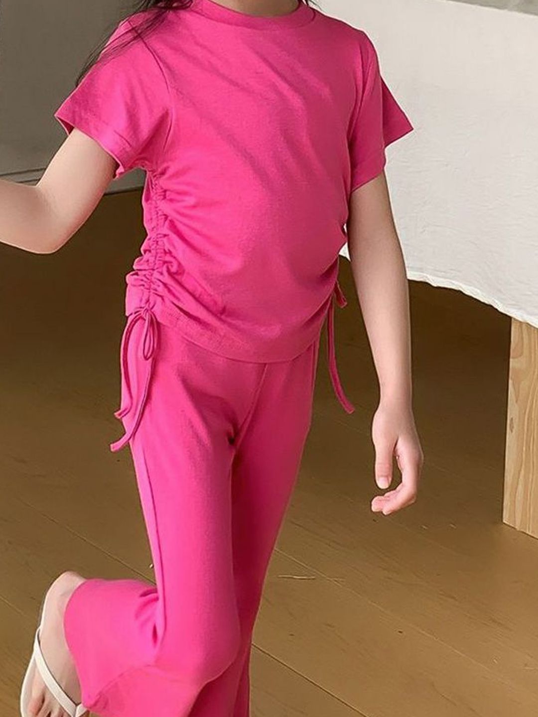 YK Girls Short Sleeve T-Shirt & Trousers Clothing Set