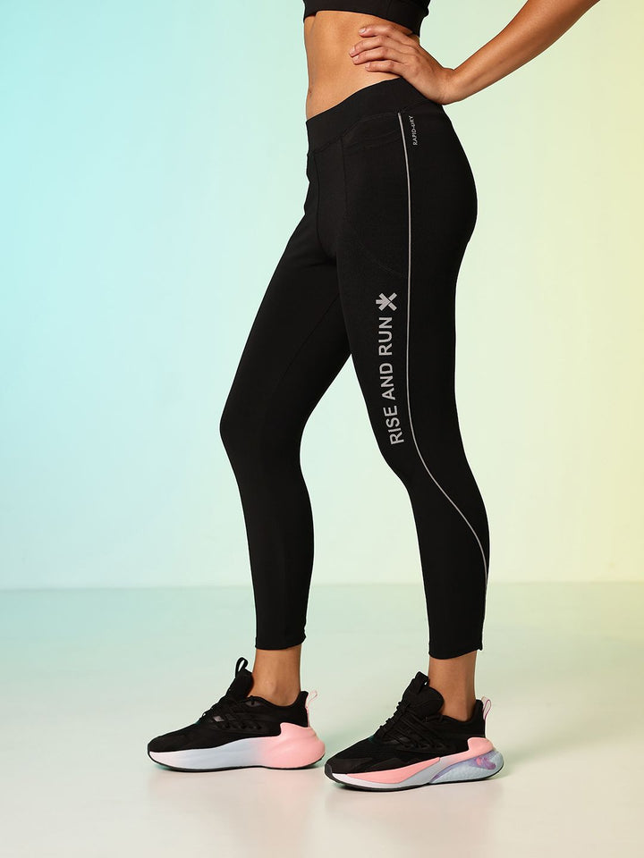 HRX by Hrithik Roshan Women Rapid-Dry Running Tights with Minimal Print