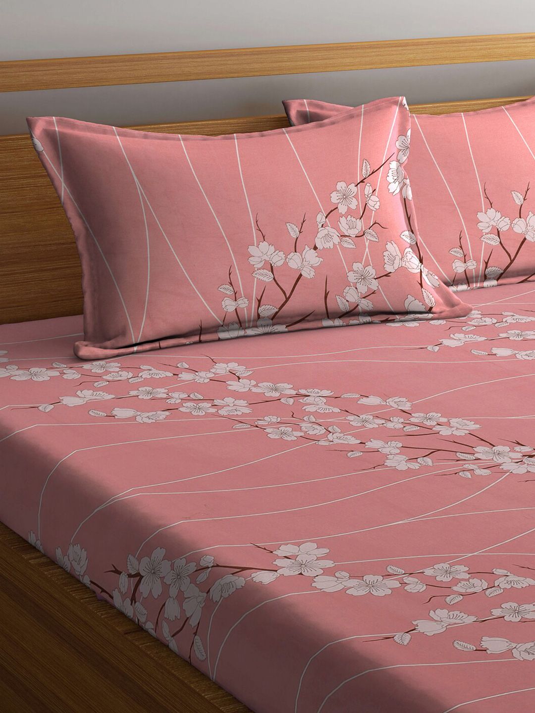 KLOTTHE Pink & White Floral-Printed 130 GSM Pure-Cotton Fitted Double King Bedsheet Set