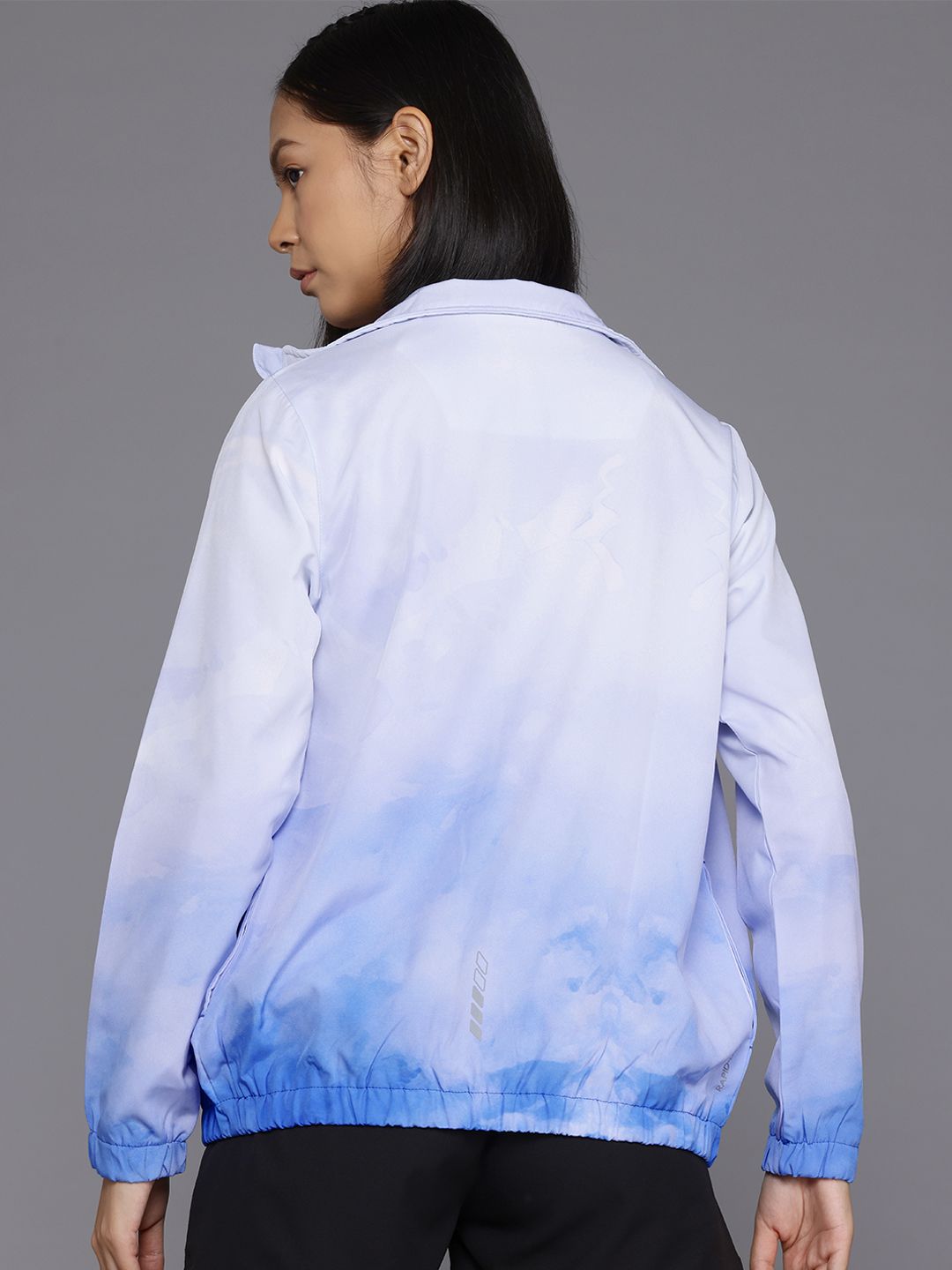 HRX by Hrithik Roshan Ombre Reflective Strip Rapid-Dry Running Tailored Jacket