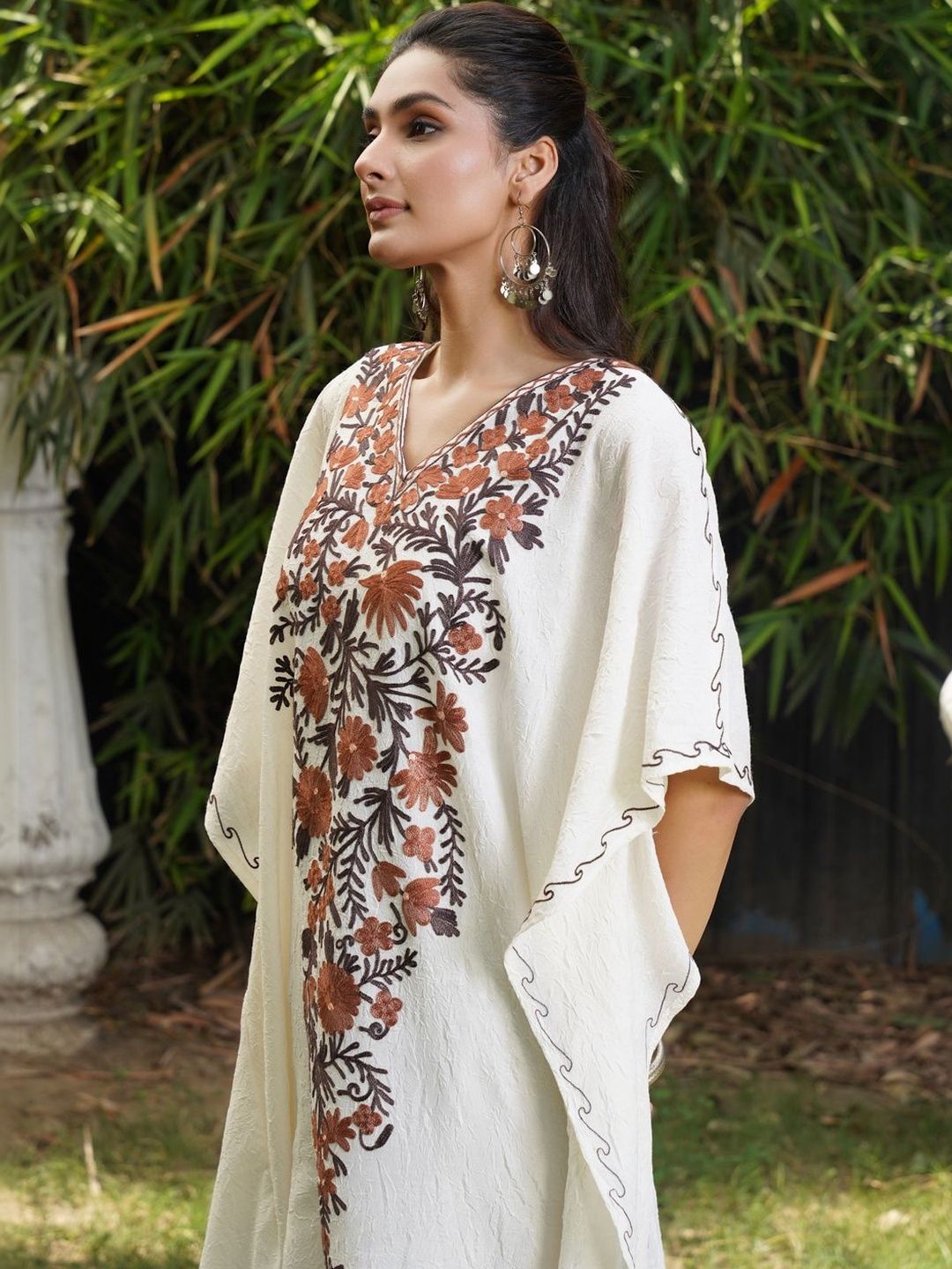 House of Chikankari Women Floral Embroidered Thread Work Crepe Kaftan Kurta