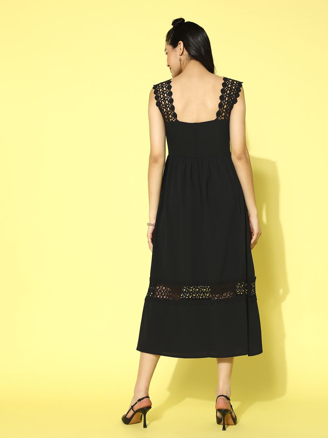 Berrylush Crepe Schiffli Fit & Flare Midi Dress