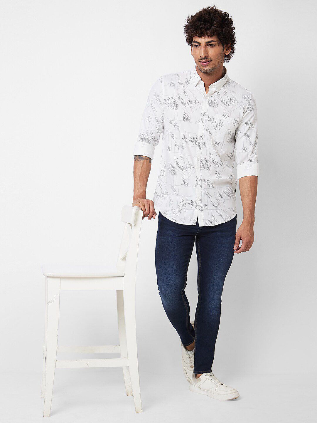 SPYKAR Spread Collar Abstract Opaque Printed Cotton Casual Shirt