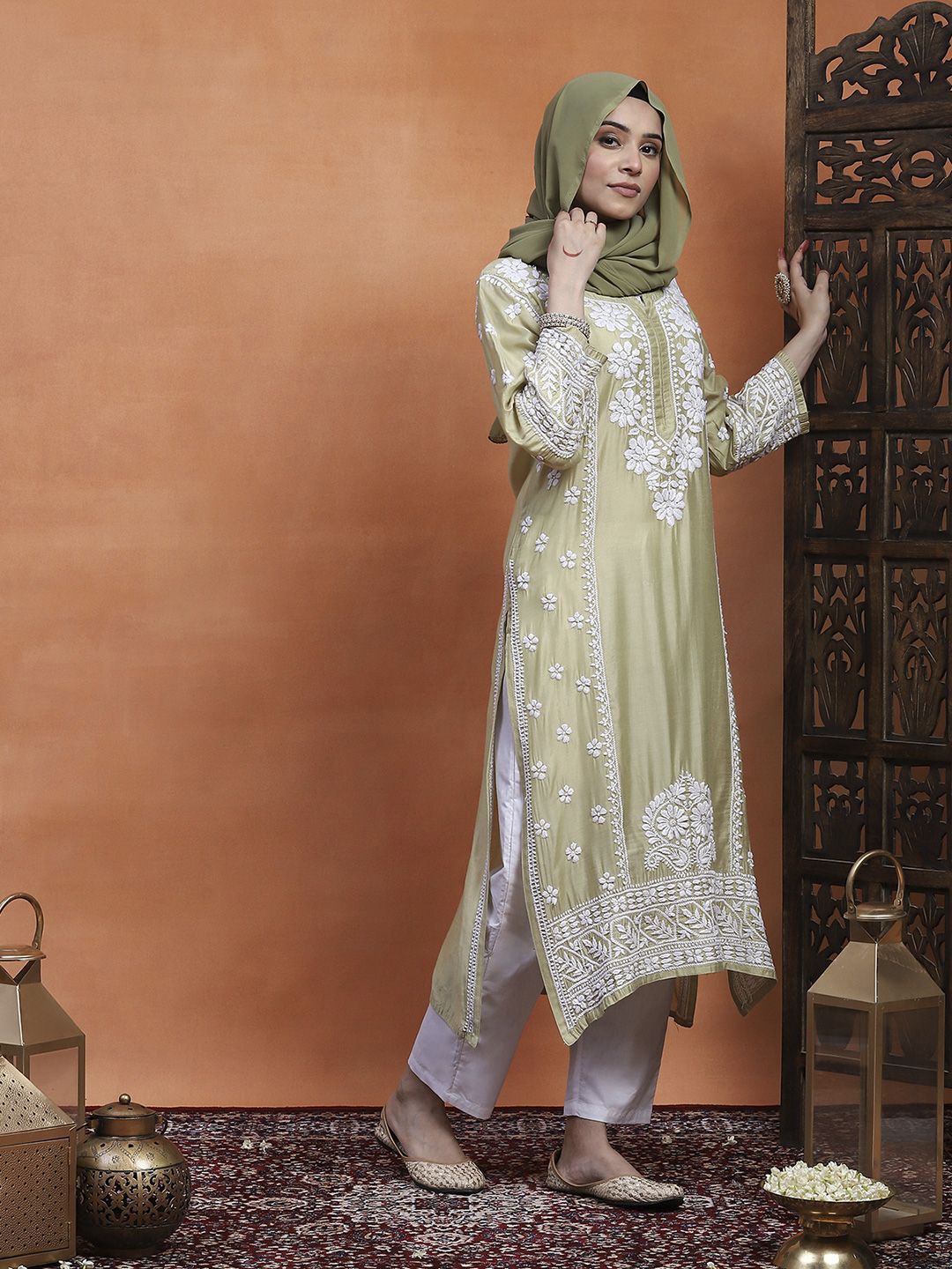 Rumah Wanita Chikankari Kurta Bersulam Chanderi Chikankari Hijau Muda