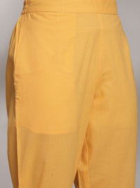 Anouk Women Floral Printed Kurta with Trousers & Dupatta