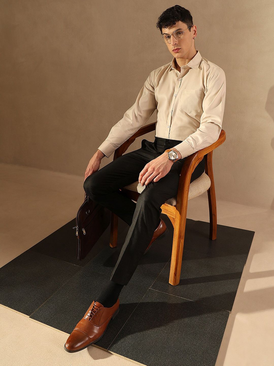 DENNISON Men Tapered Fit Self Check Pleated Trousers