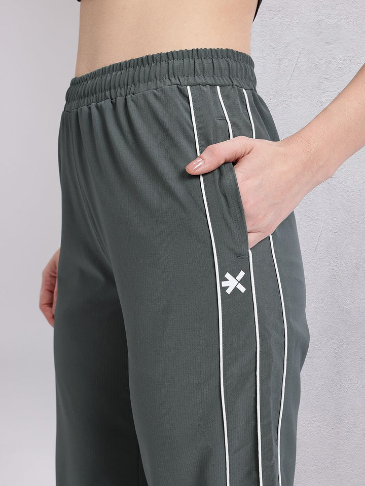 HRX by Hrithik Roshan Women Rapid-Dry Training Joggers