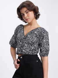 DressBerry Monochrome Shirt-Style Top