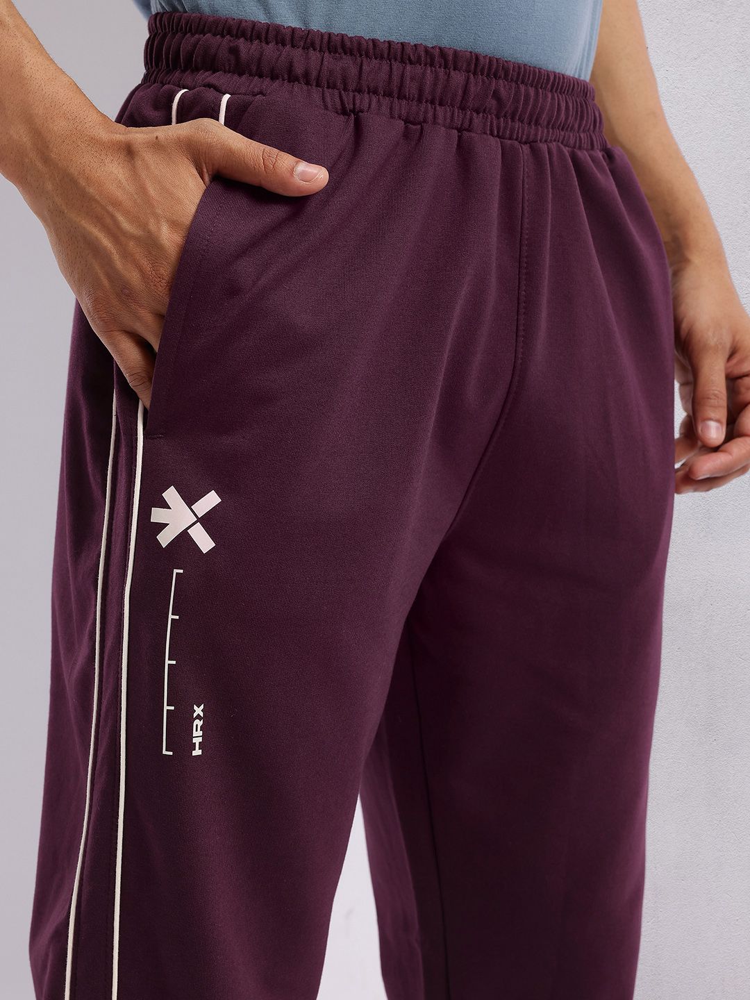 HRX by Hrithik Roshan Men Contrast Piping Mid-Rise Lifestyle Track Pants