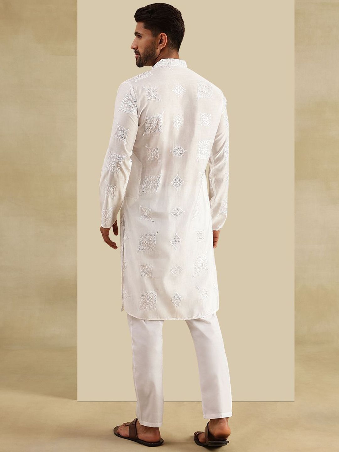 SOJANYA Ethnic Motifs Embroidered Mandarin Collar Mirror Work Kurta With Pyjamas