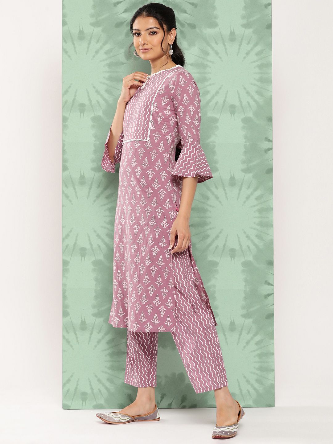 Varanga Women Ethnic Motifs Printed Regular Pure Cotton Kurta with Trousers