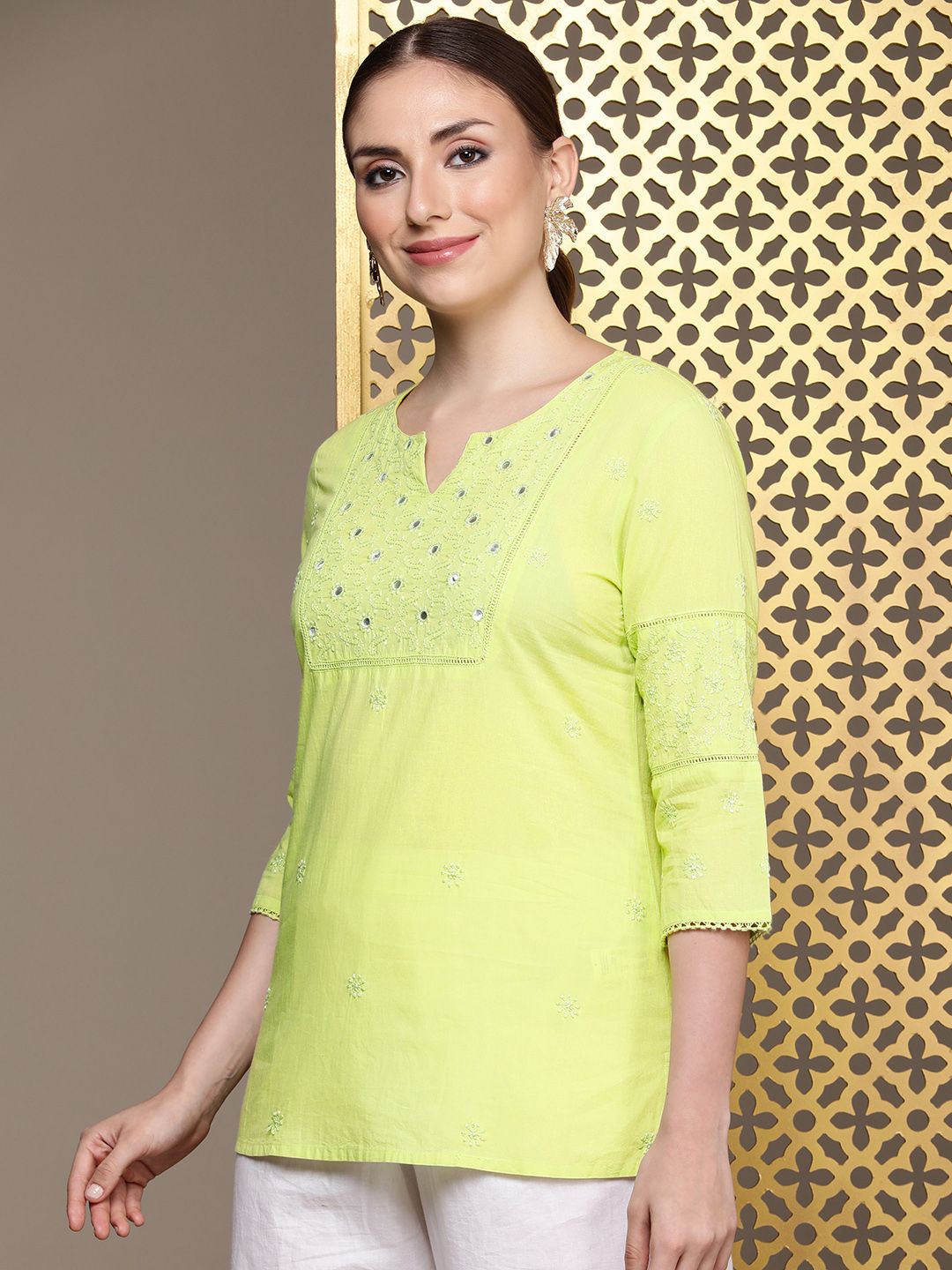 House of Pataudi  Jashn Pure Cotton Thread Work Floral Embroidered Mirror Work Kurti