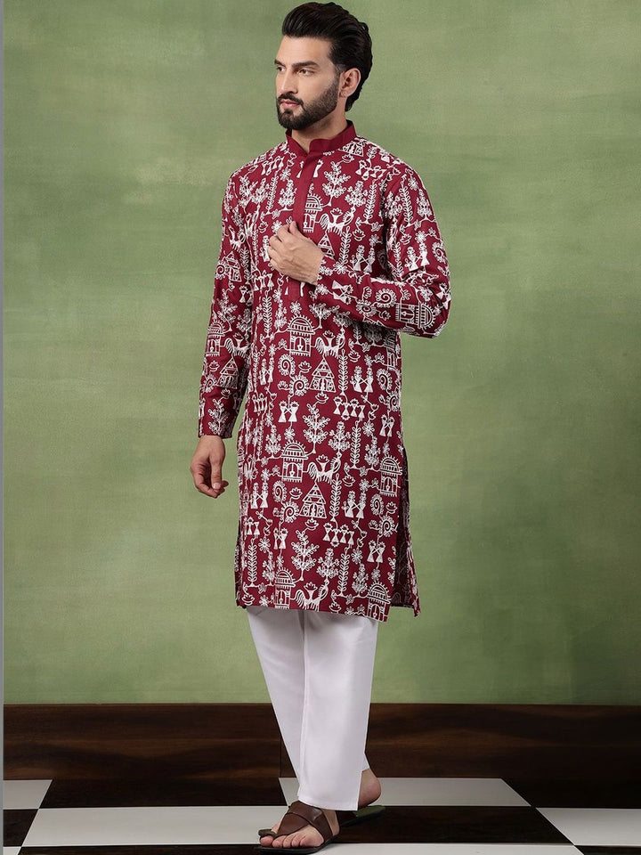 SOJANYA Men Embroidered Thread Work Kurta