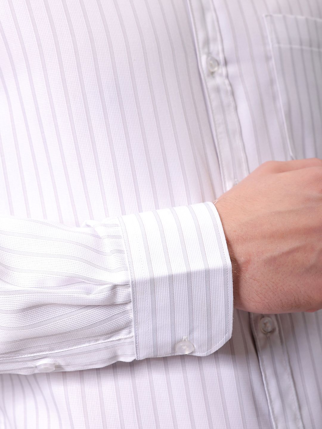 The Indian Garage Co. X Luxe Men Spread Collar Multi Striped Slim Fit Formal Shirt