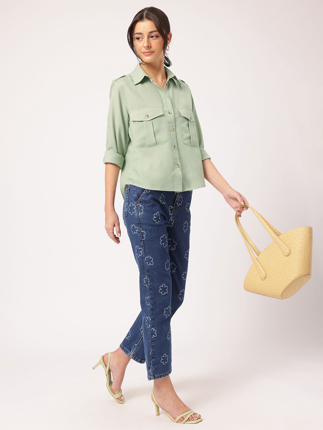 DressBerry Lounging Comfort Shirt with Pocket Detail