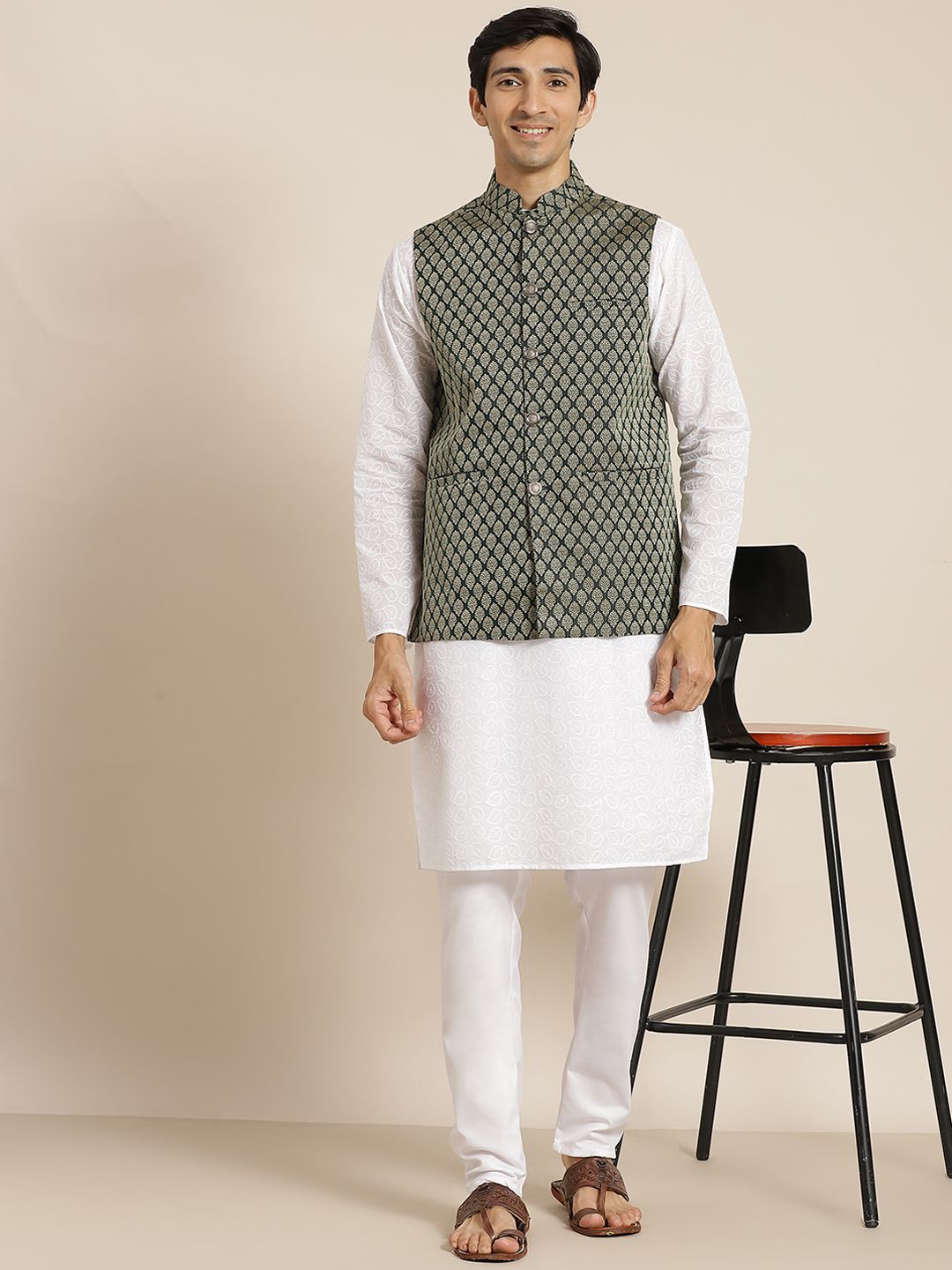 SOJANYA Men White Ethnic Motifs Chikankari Pure Cotton Kurta with Churidar & Nehru Jacket
