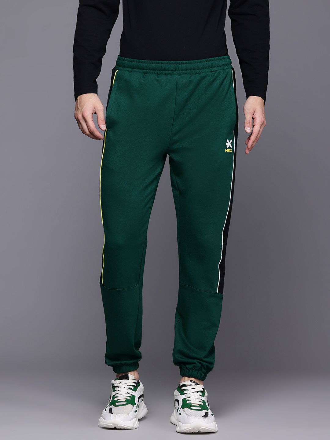 HRX by Hrithik Roshan Men Contrast Taping Lifestyle Joggers