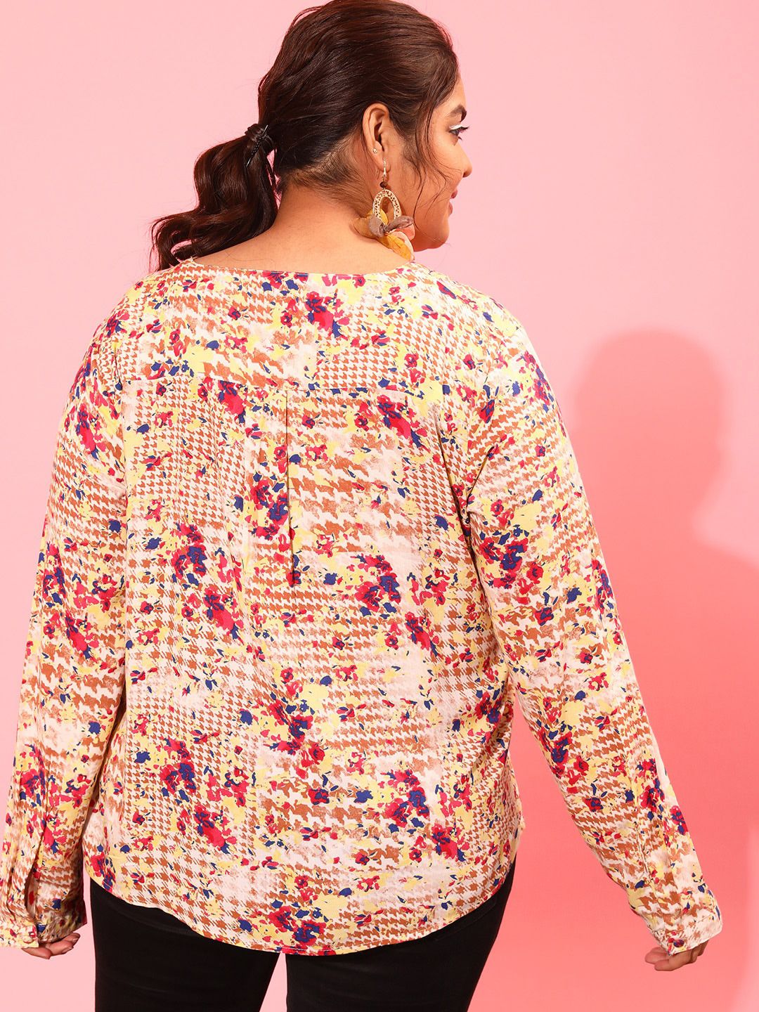 CURVY STREET V-Neck Floral Printed Cuff Sleeves Top