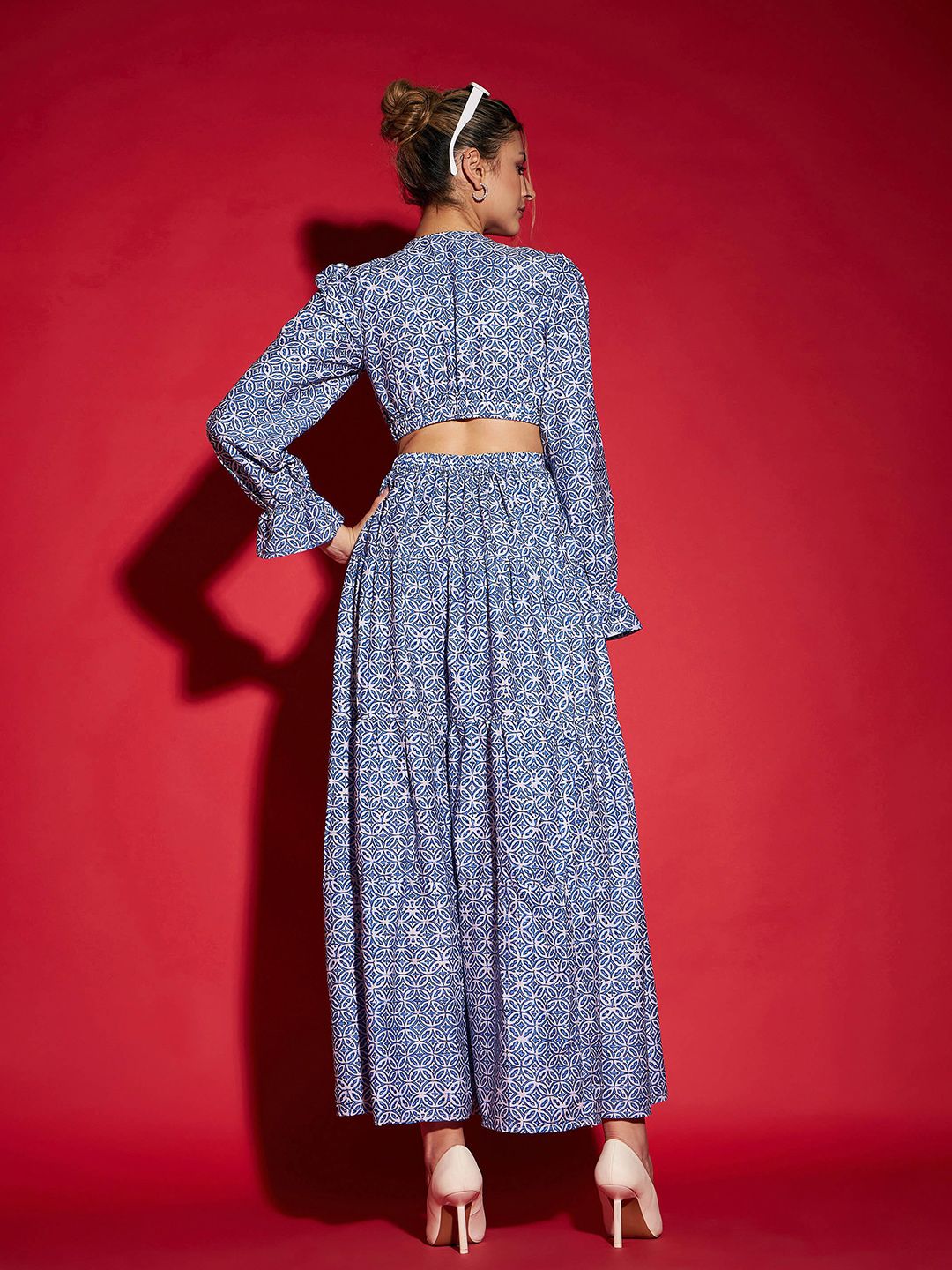 SASSAFRAS Blue Floral Printed Cut-Out Crepe Maxi Dress