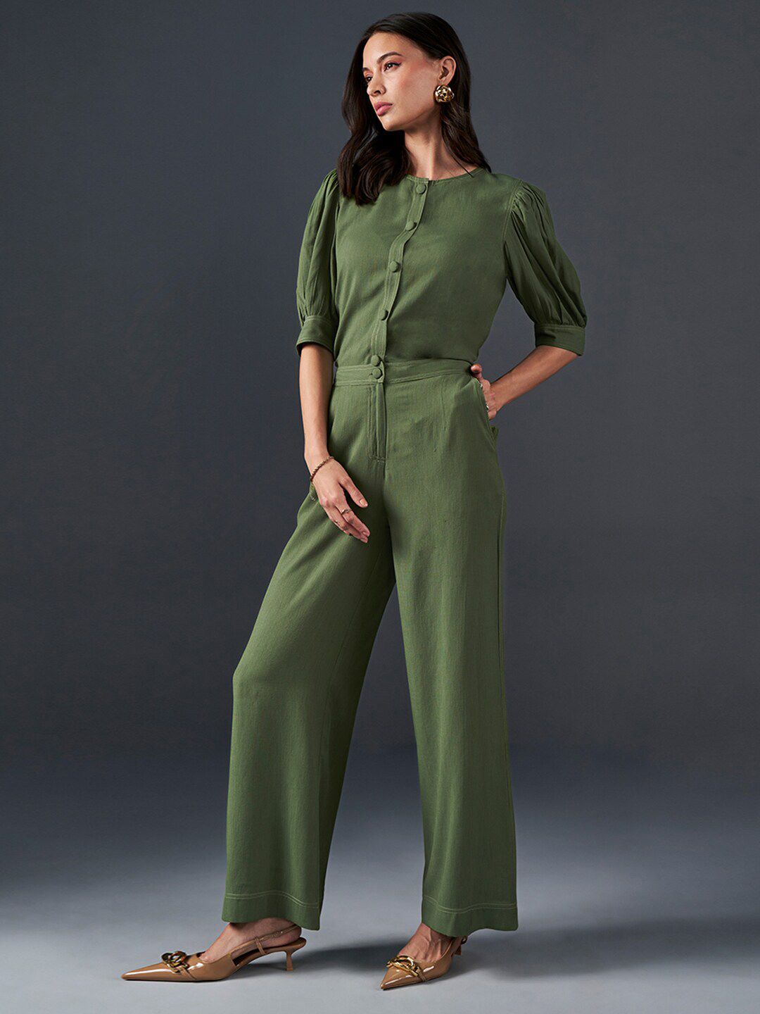 AND Puff Sleeves Top With Trousers