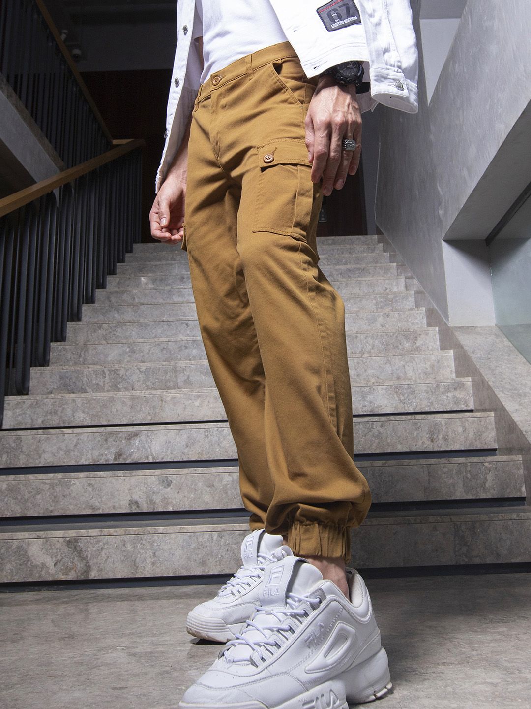 The Indian Garage Co Men Slim Fit Solid Cargos Joggers