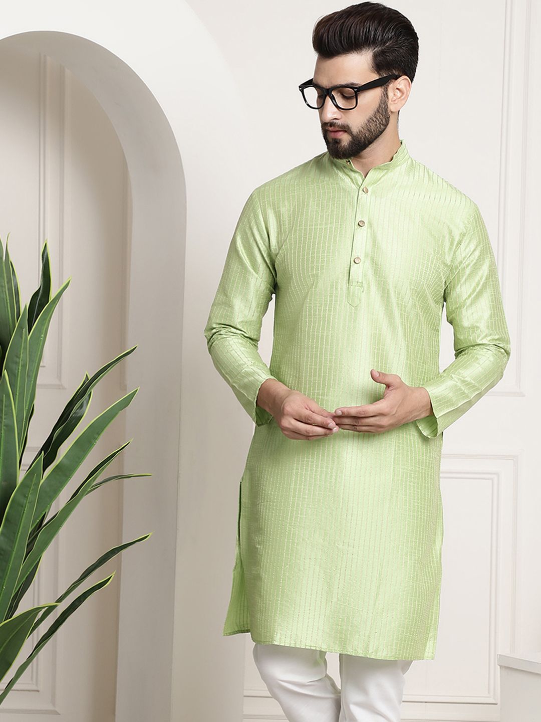 SOJANYA Men Green & Golden Striped Straight Kurta