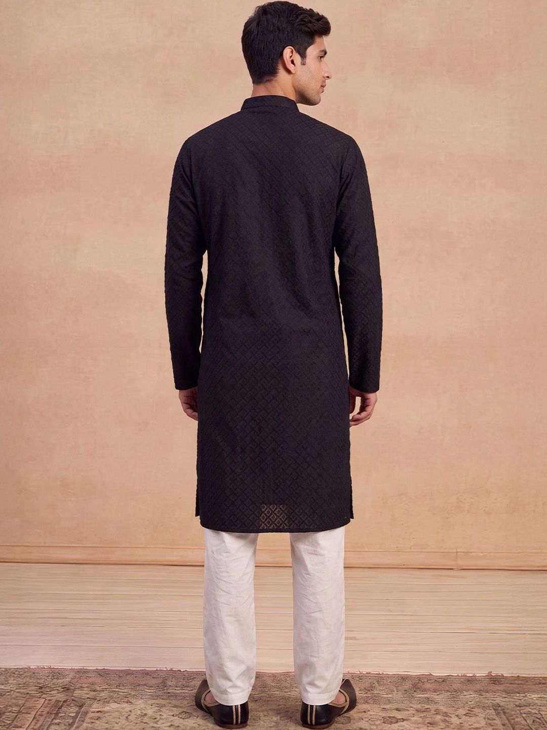 House of Chikankari Men Cotton Sulam Kurta