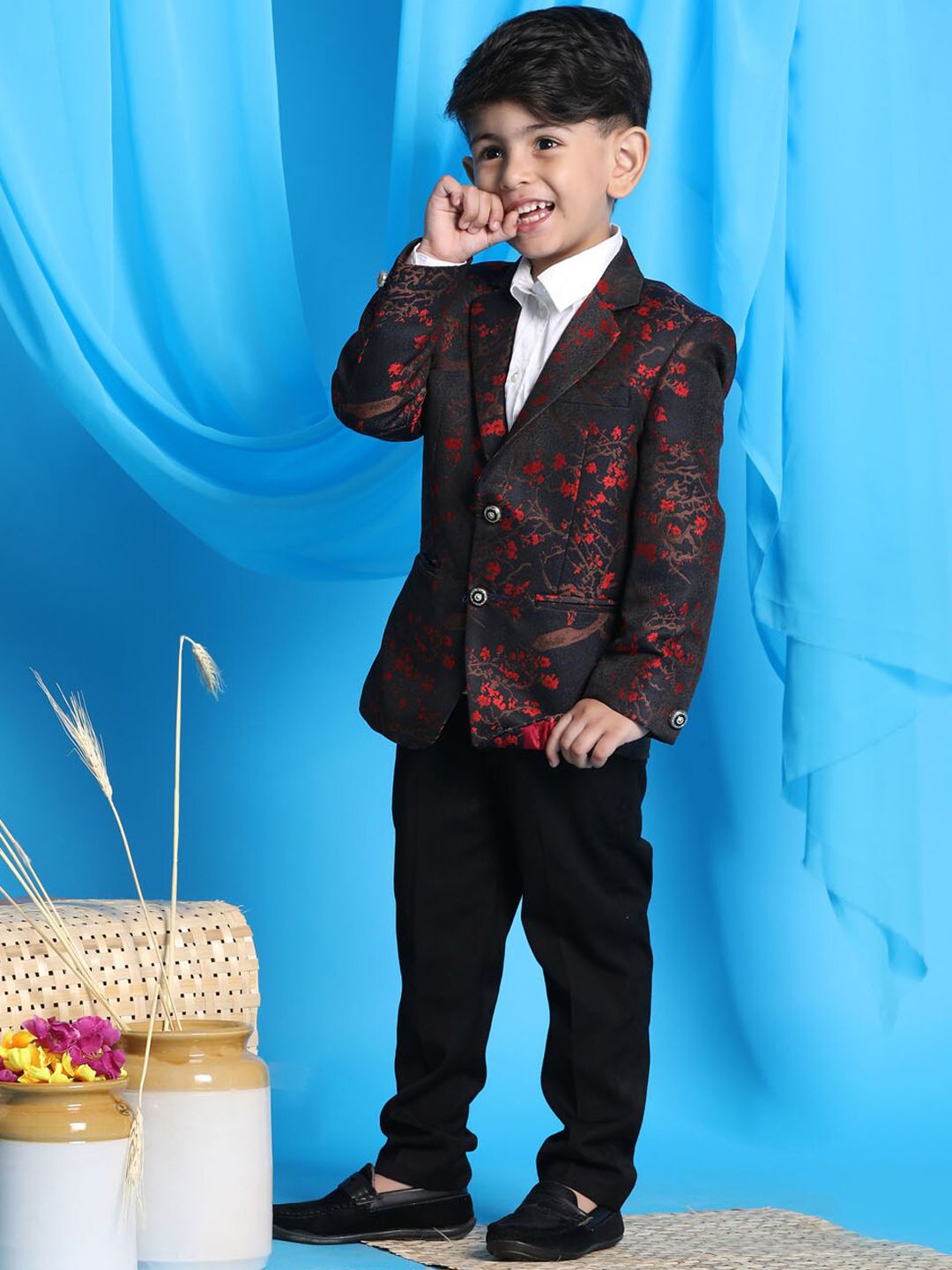 VASTRAMAY Boys Self Design Single Breasted Jaquared Blazer